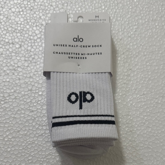 ALO Yoga Other - ALO Yoga White and Black Athletic Socks